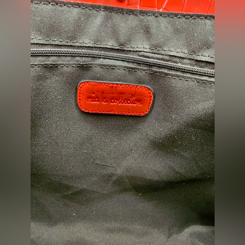 MKF - Sadie Oversize Tote Handbag - Picture 7 of 9